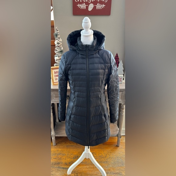 LuluLemon Brave The Cold Jacket- Deep Indigo - Picture 4 of 15